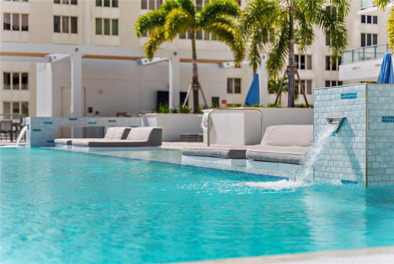 301 1st Street S, Unit 1607, Saint Petersburg, FL 33701 Photo