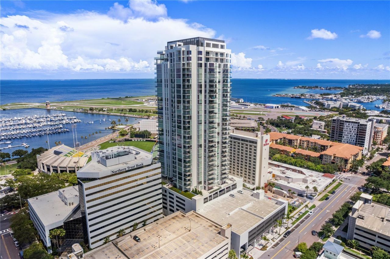 301 1st Street S, Unit 1607, Saint Petersburg, FL 33701 Photo
