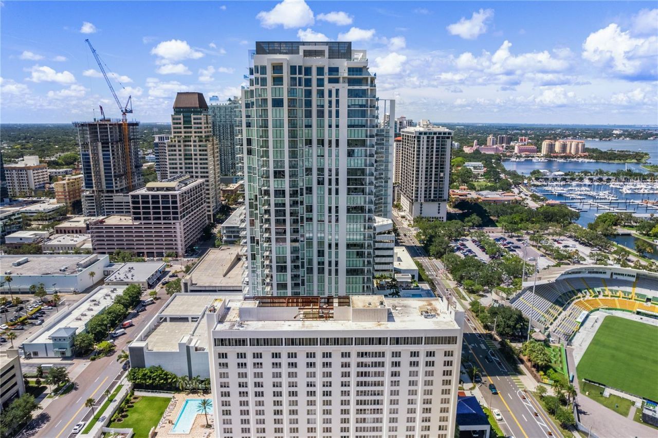 301 1st Street S, Unit 1607, Saint Petersburg, FL 33701 Photo