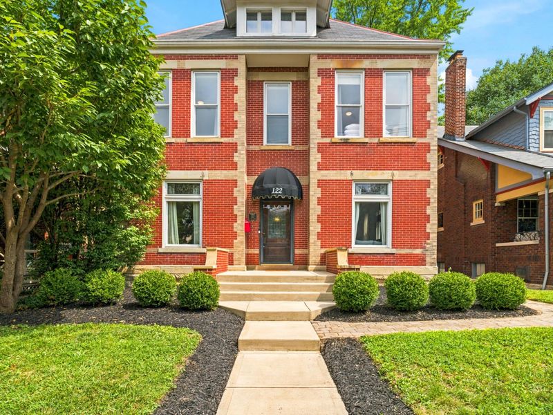 122 W 2nd Avenue, Columbus, OH 43201 Photo 3