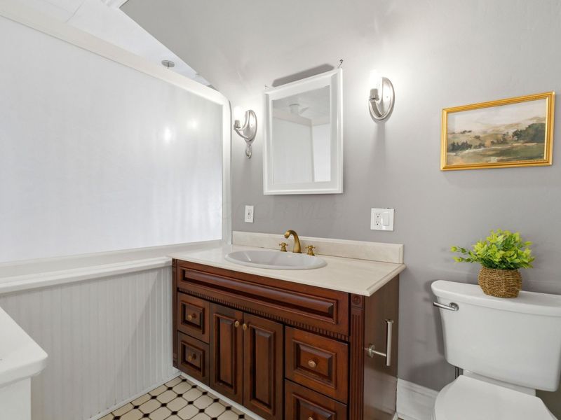 122 W 2nd Avenue, Columbus, OH 43201 Photo 41