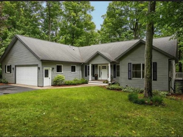 9317 Metz Rd, East Jordan, MI 49727