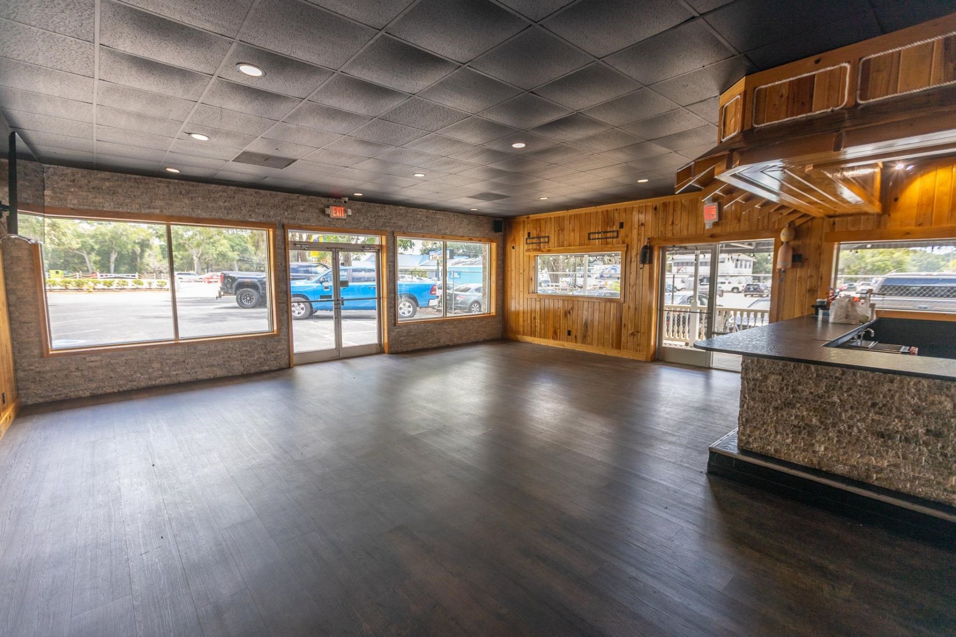 4480 Mineola Ave. Photo 37