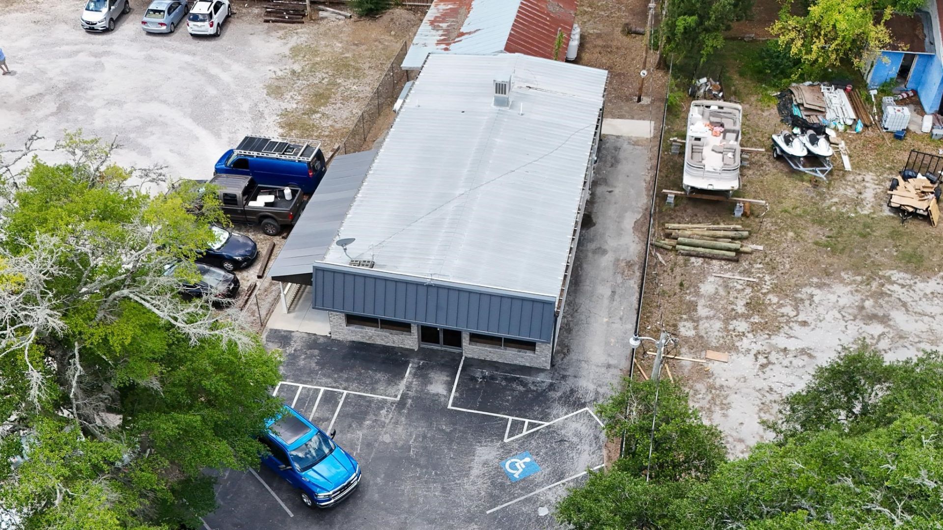 4480 Mineola Ave. Photo 49