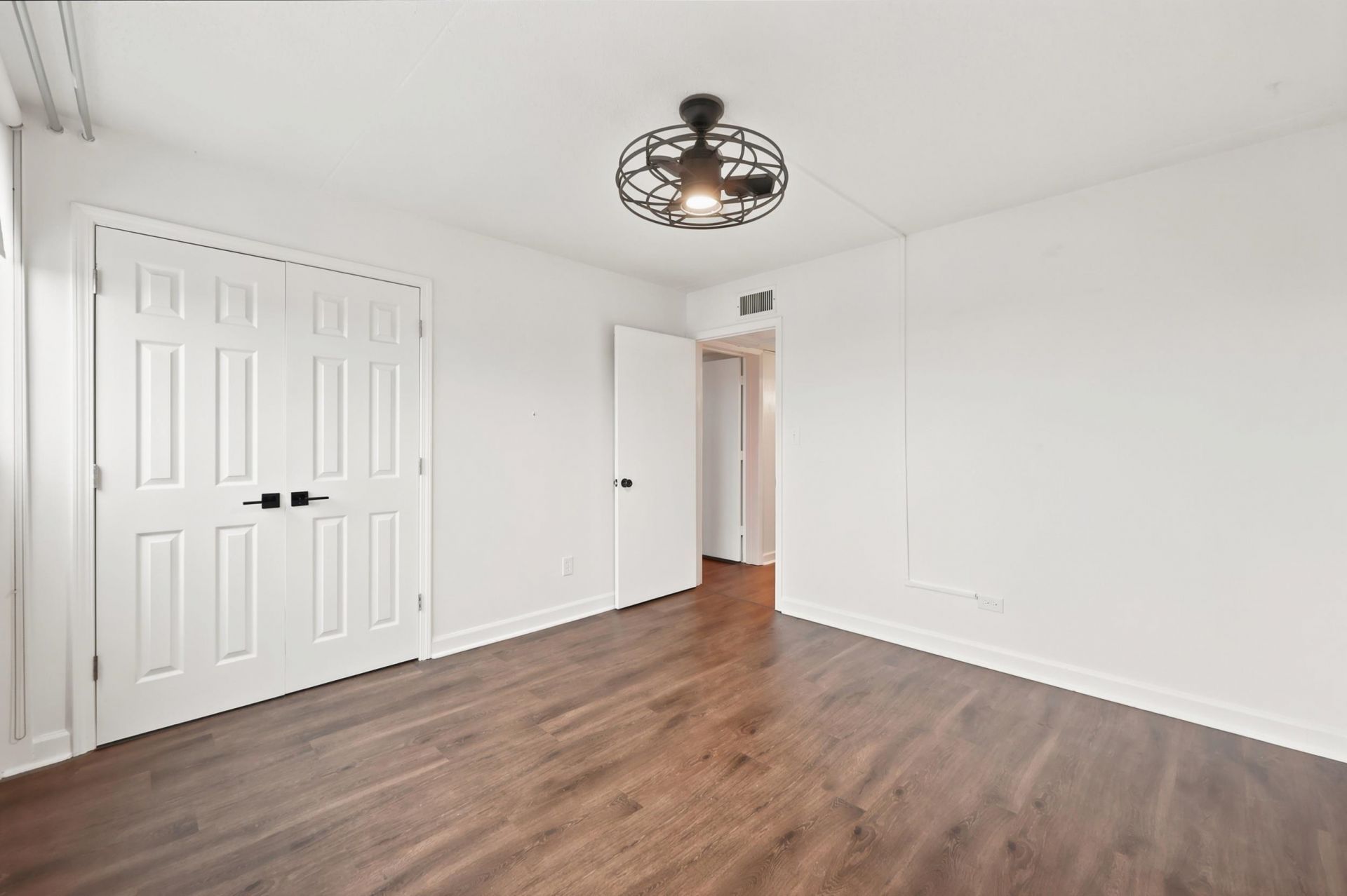 311 71st Ave. N Photo 40
