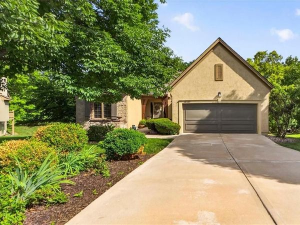 26164 W 109th Street, Olathe, KS 66061