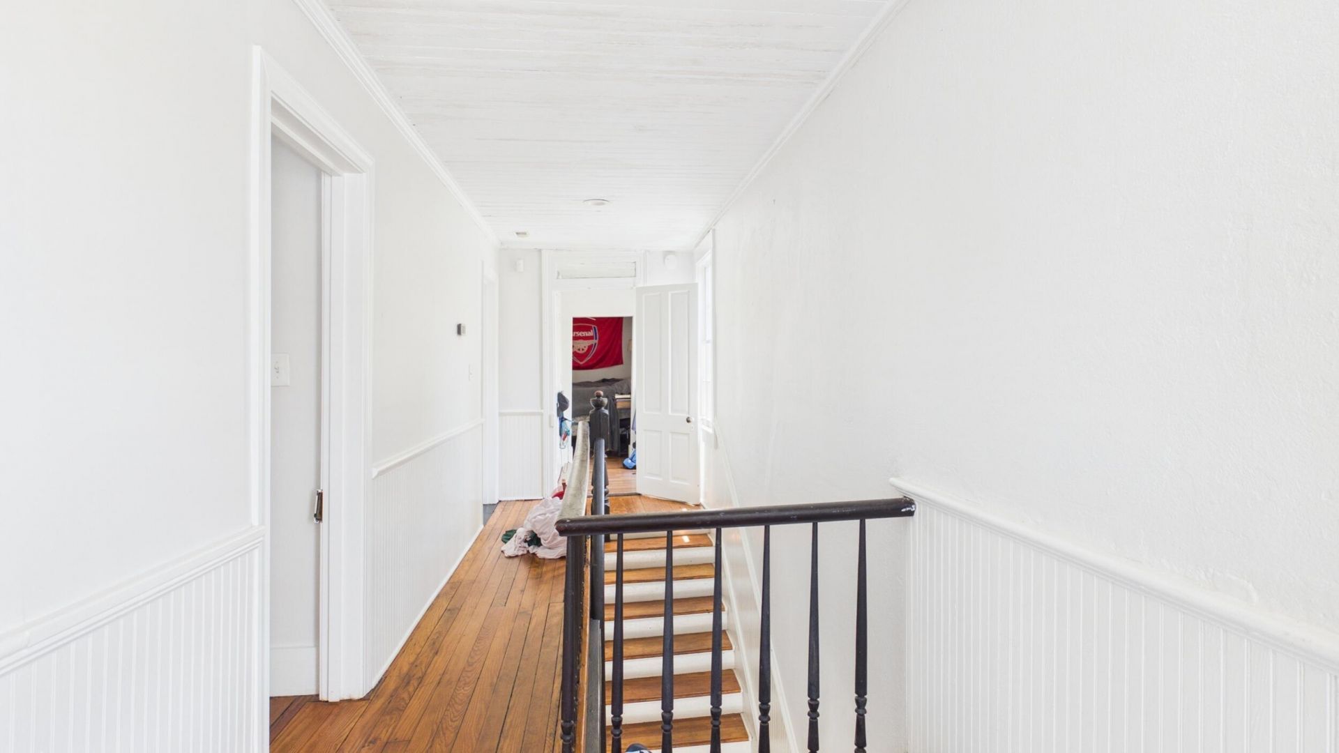 120 Alexander Street Photo 24
