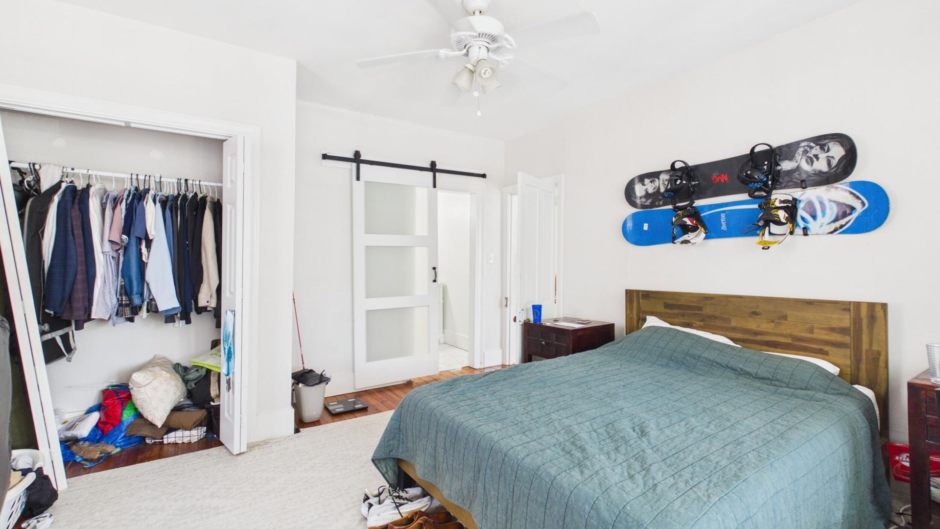 120 Alexander Street Photo 26