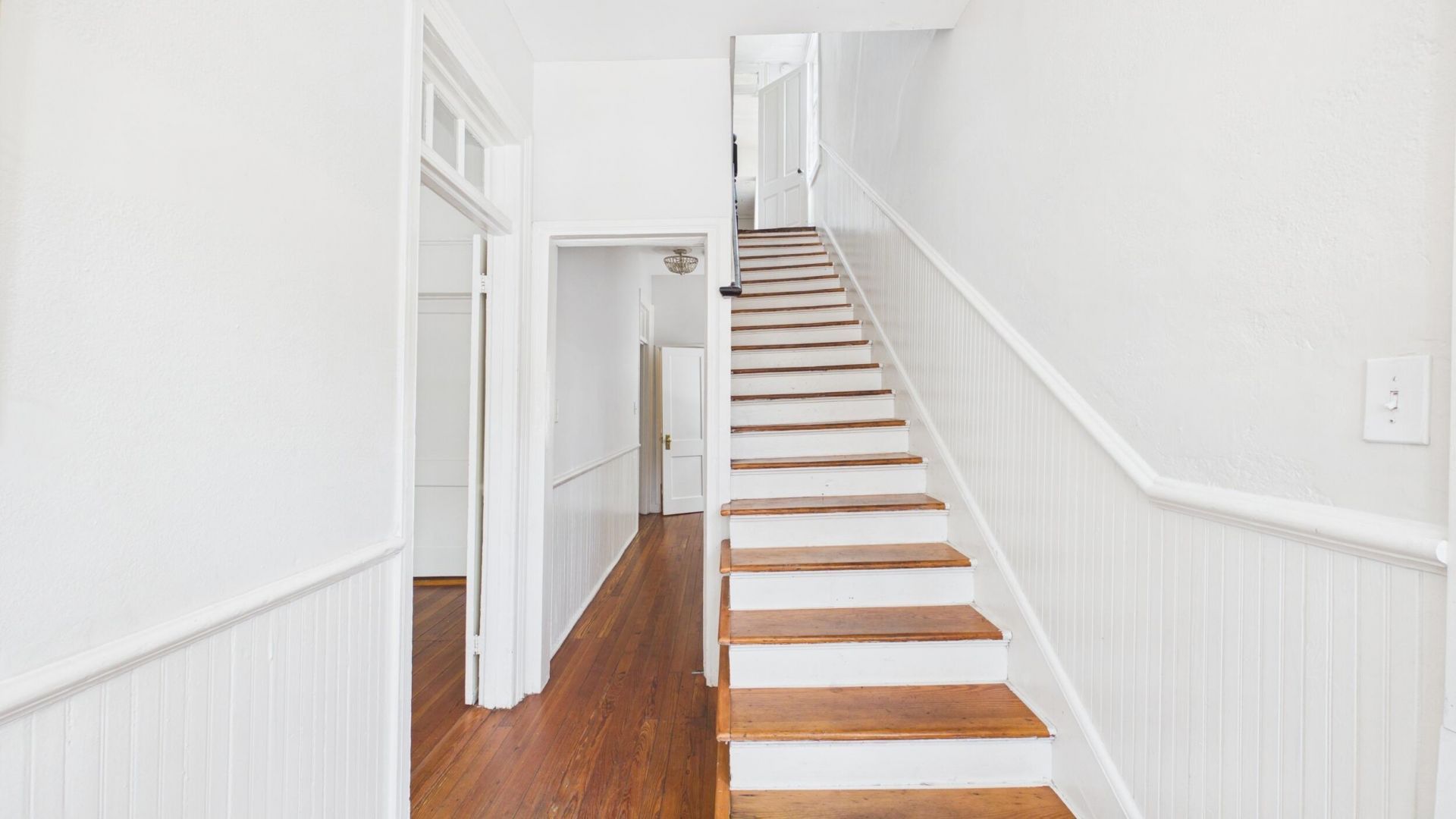 120 Alexander Street Photo 3