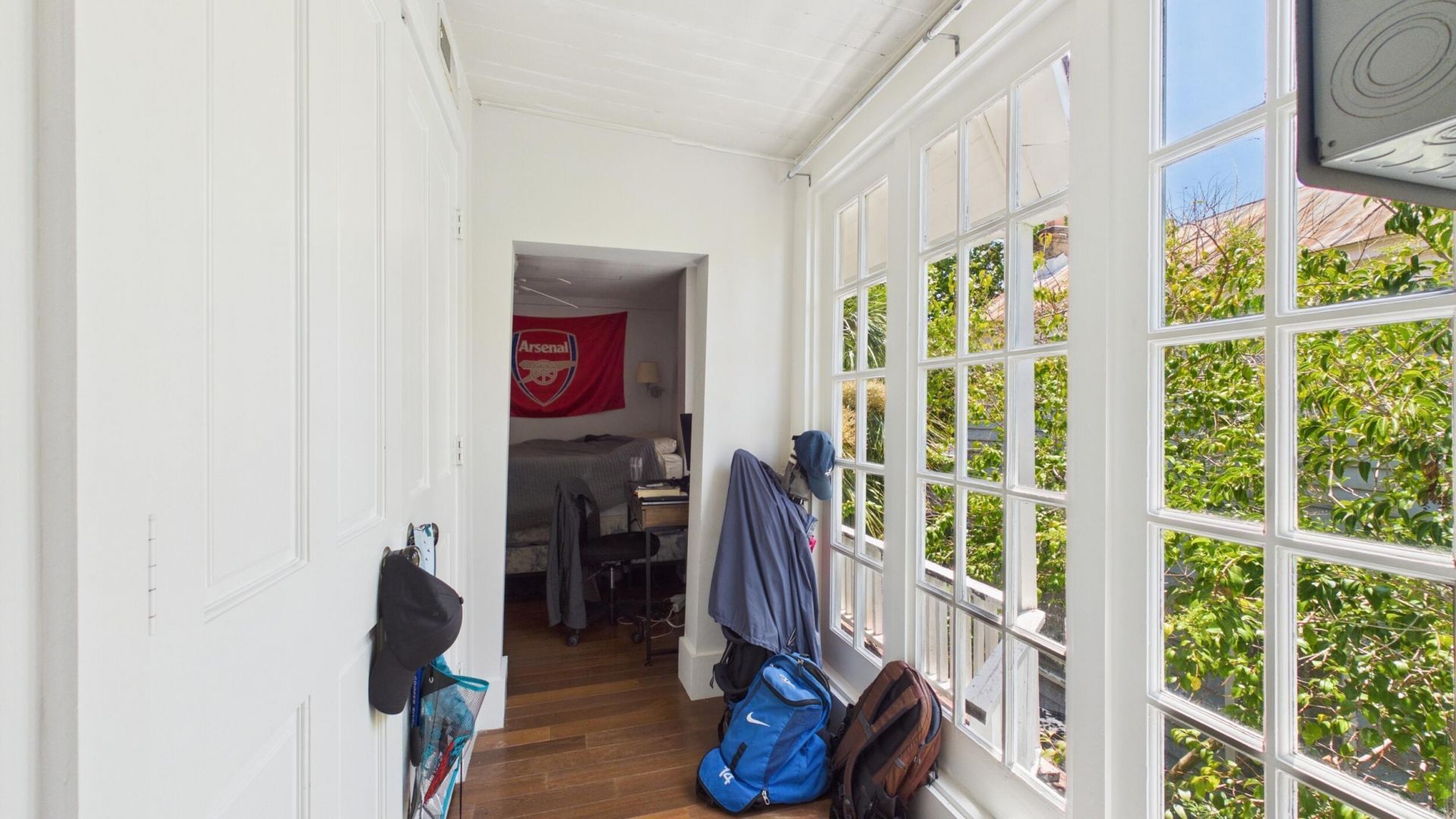 120 Alexander Street Photo 36
