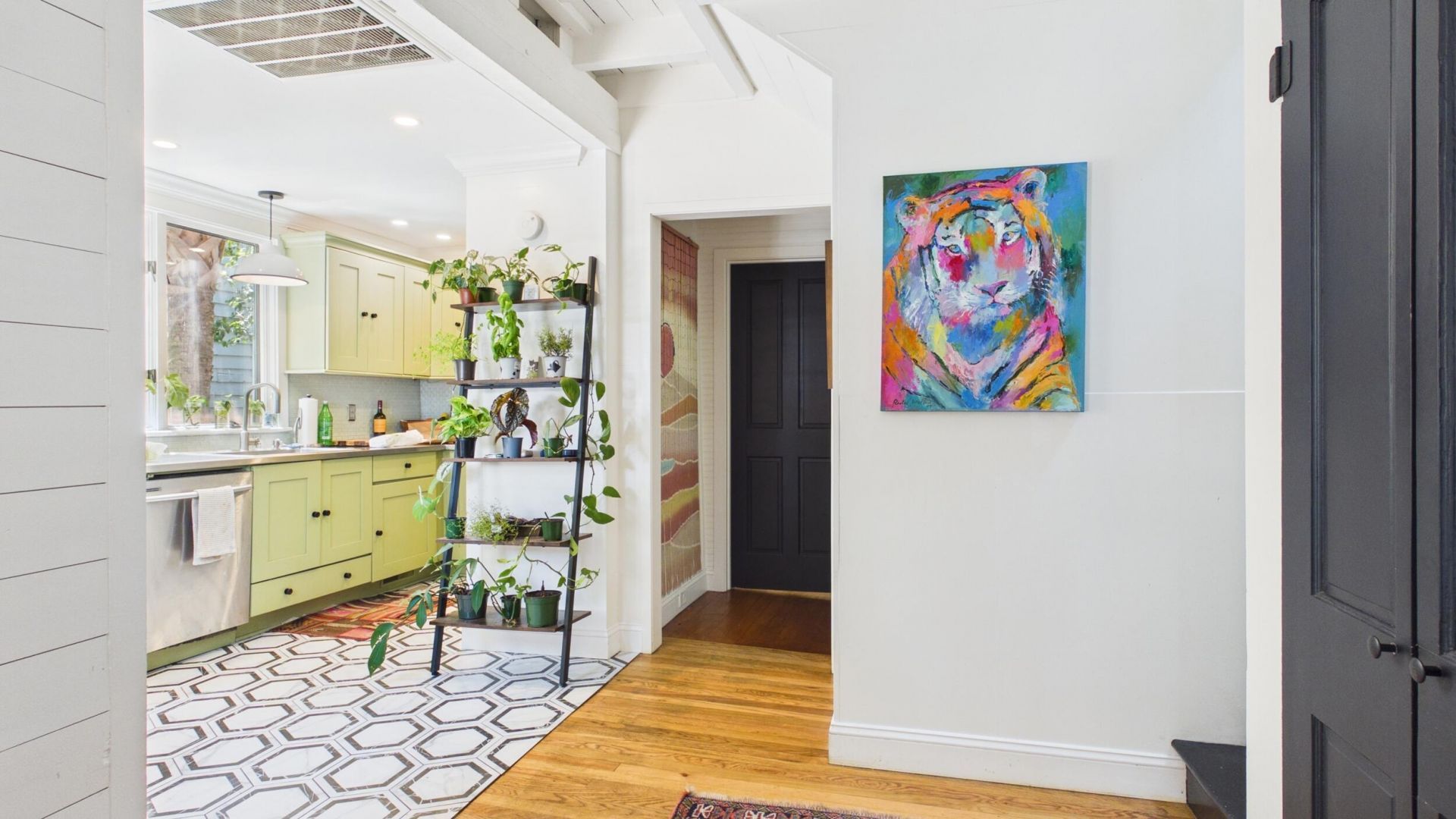 120 Alexander Street Photo 42