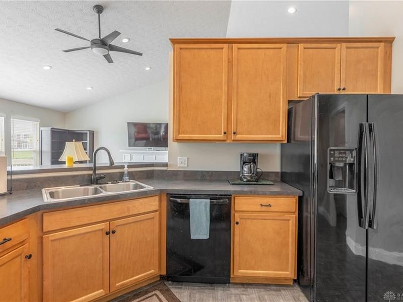 1032 McKinney Lane, Washington Township, OH 45458 Photo 15