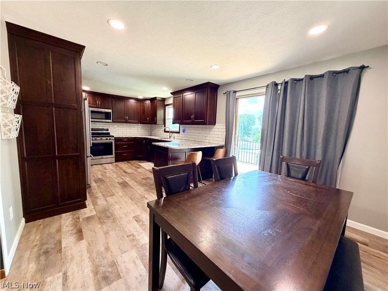 216 High Street, Dover, OH 44622 Photo 6
