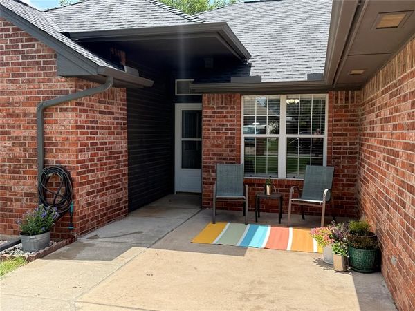 620 Woodbriar Road, Noble, OK 73068