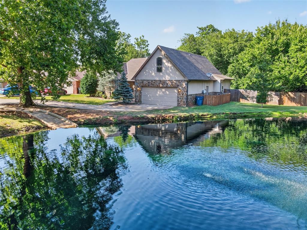 521 Partridge Lane, Edmond, OK 73034 Main Photo