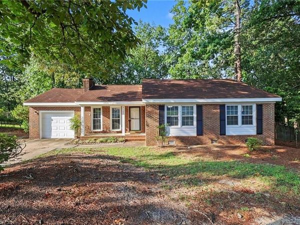 7123 Evanston Street, Fayetteville, NC 28314