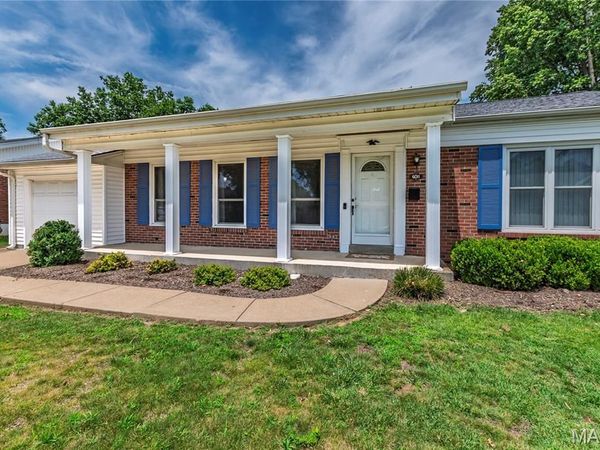 6011 Ranchwood Drive, Affton, MO 63123