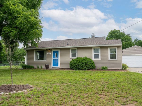 6424 College Avenue SE, Grand Rapids, MI 49548