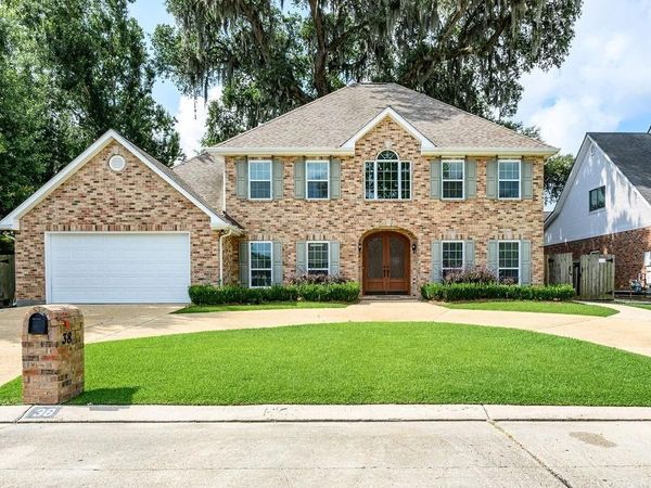 38 SHADOWS Court , Marrero, LA 70072