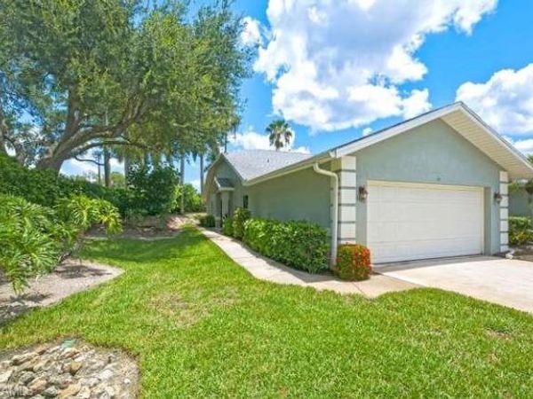 1660 Royal CIR, NAPLES, FL 34112