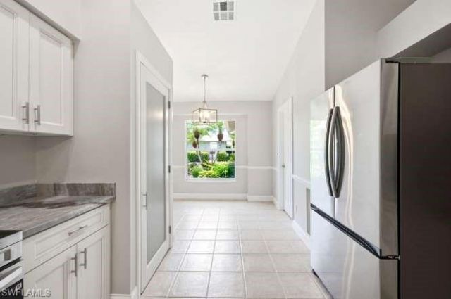 1660 Royal Cir, Unit 101, Naples, FL 34112 Photo