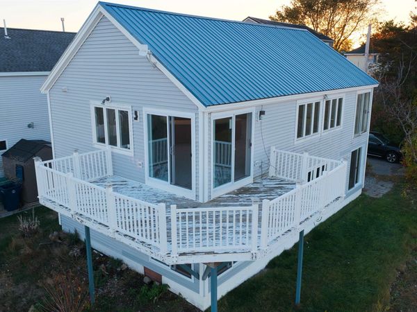 16 Bruce Street, Hampton, NH 03842
