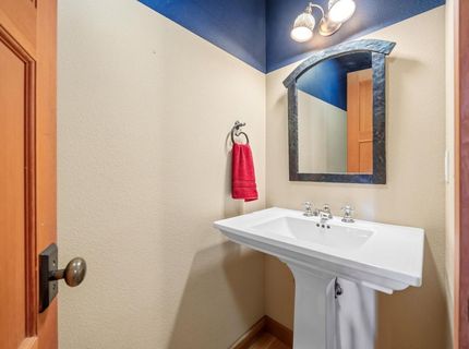 1100 Soda Springs Road, Soda Springs, CA 95728 Photo