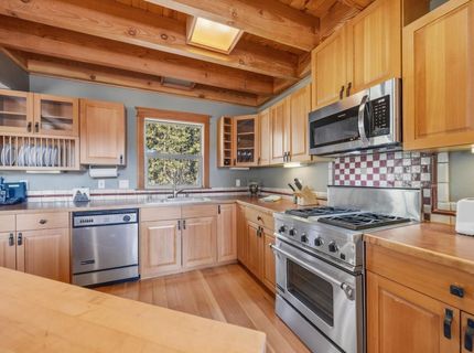 1100 Soda Springs Road, Soda Springs, CA 95728 Photo