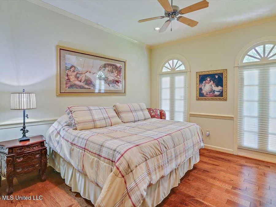 Property Image 36