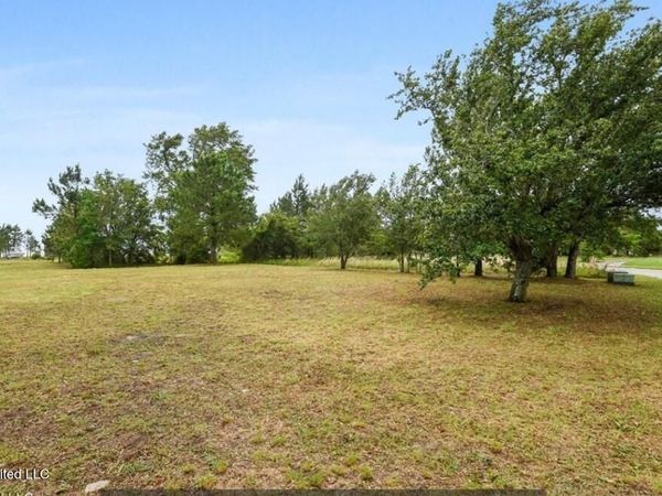 108 Sea Oaks Boulevard, Long Beach, MS 39560
