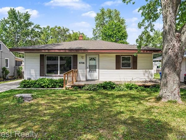 6736 Cloverton Drive, Waterford Twp, MI 48329