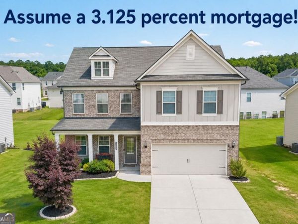 121 Mitchem Creek Drive, Loganville, GA 30052