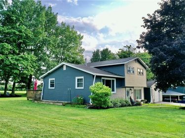 2718 Forest Hill Drive, Auburn, NY 13021