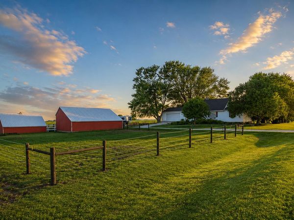 1332 320th Street, Gowrie, IA 50543