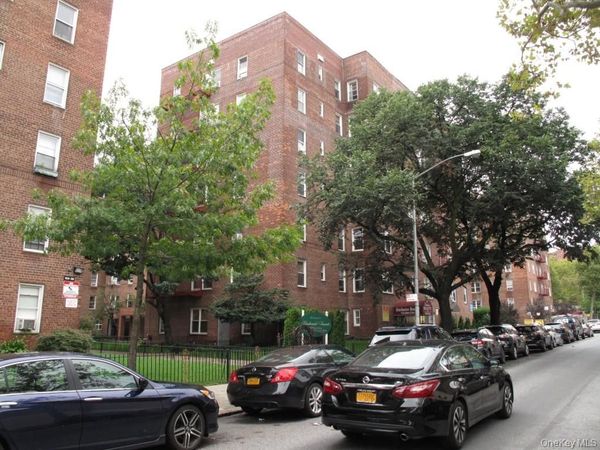 64-35 Yellowstone Boulevard, Unit 5N, Forest Hills, NY 11375