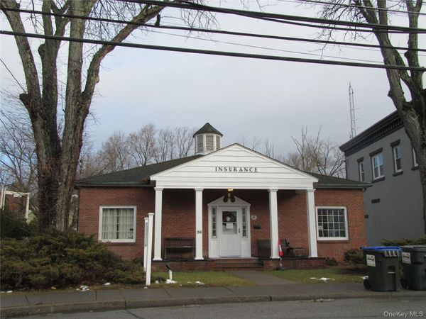 36 E Main Street , Washingtonville, NY 10992
