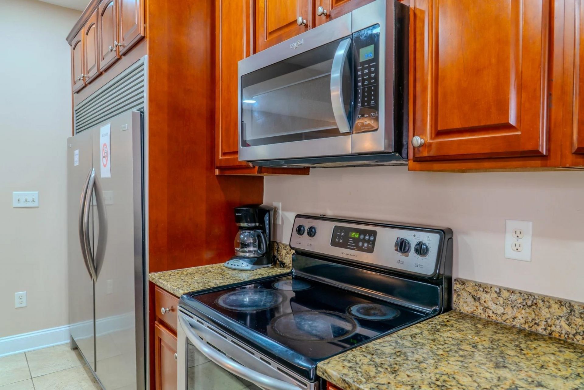 4604 Ocean Blvd.  Photo 16