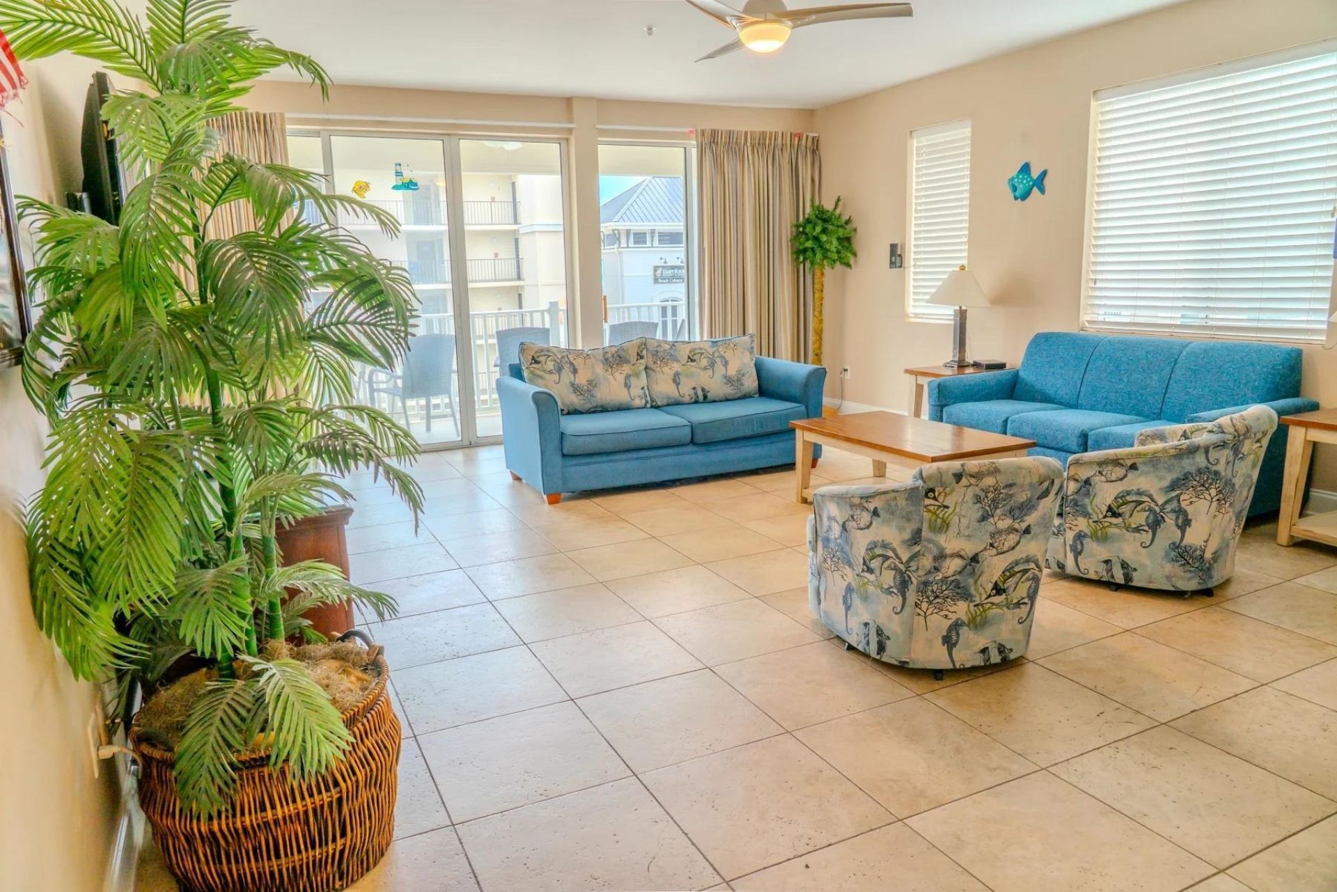 4604 Ocean Blvd.  Photo 4