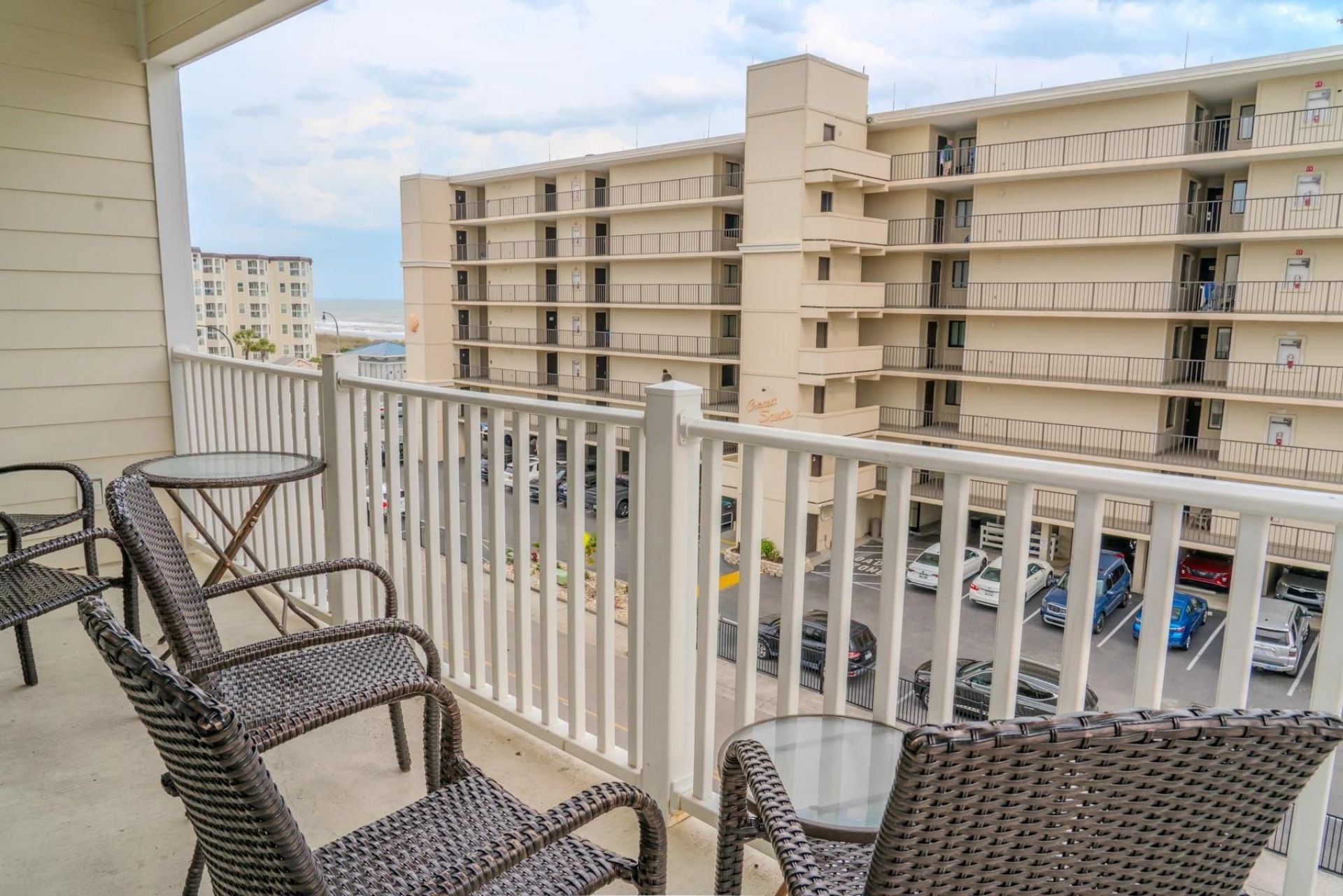 4604 Ocean Blvd.  Photo 62