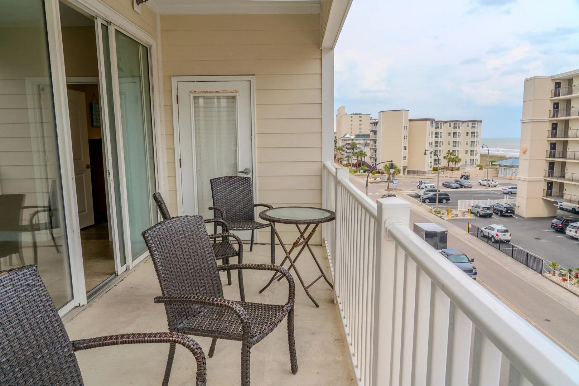 4604 Ocean Blvd.  Photo 63