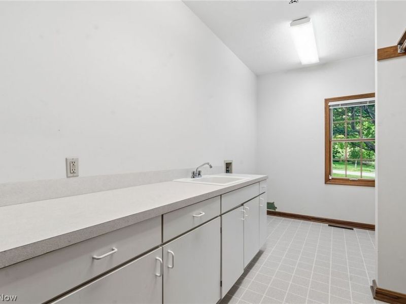 1524 Whittier Street NE, Canton, OH 44721 Photo 22