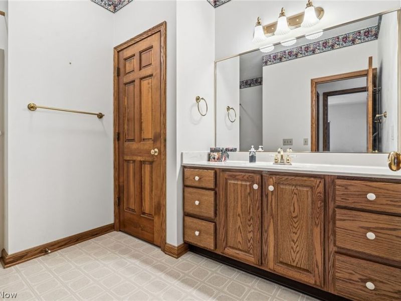 1524 Whittier Street NE, Canton, OH 44721 Photo 29