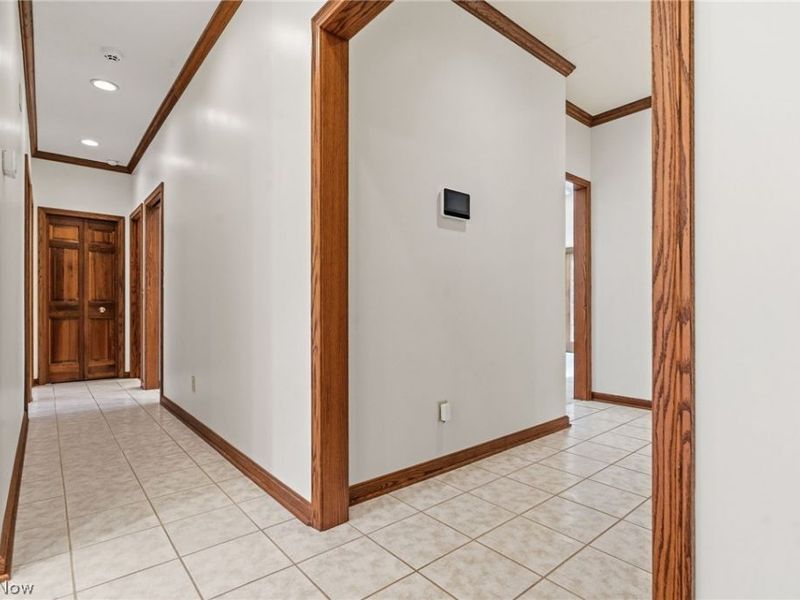 1524 Whittier Street NE, Canton, OH 44721 Photo 8