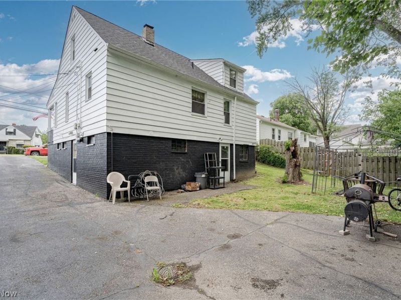 13611 Cranwood Park Boulevard, Garfield Heights, OH 44125 Photo 22
