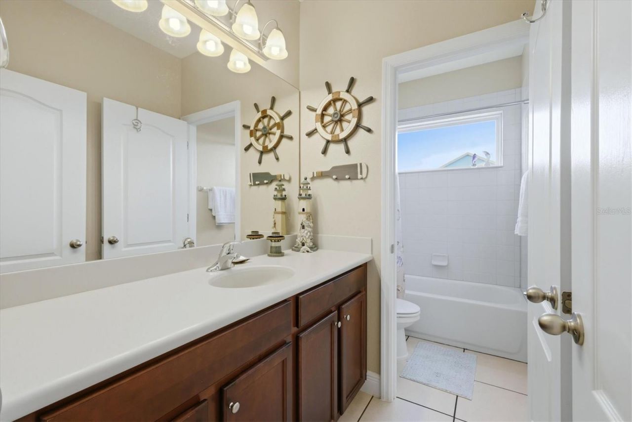 843 Molly Circle, Sarasota, FL 34232 Photo
