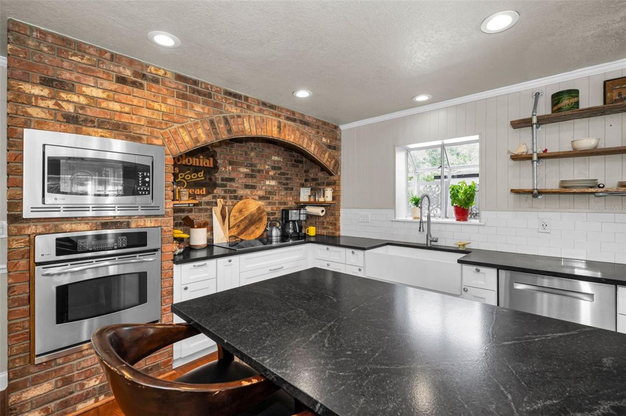 3525 Fairview Street, Safety Harbor, FL 34695 Photo