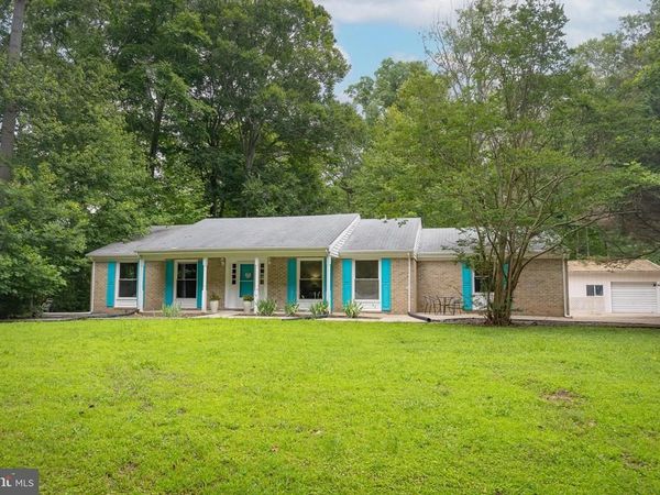 17 WESLEY TERRACE , WEEMS, VA 22576
