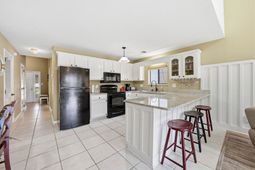 1890 Auburn Dr.  photo 4