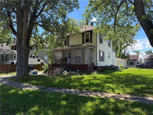 6247 Cole St , Williamson, NY 14589