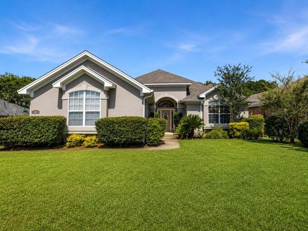 388 Camden Pass Lane, Fort Walton Beach, FL 32547